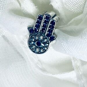 ✨🧿 Blue Evil Eye Hamsa Charm NWOT – Perfect for Bracelets 💫